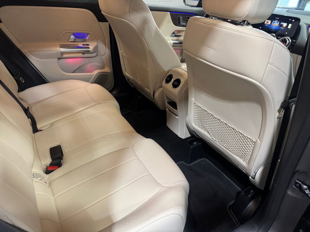 Certified 2023 Mercedes-Benz GLA 250 4MATIC image 19