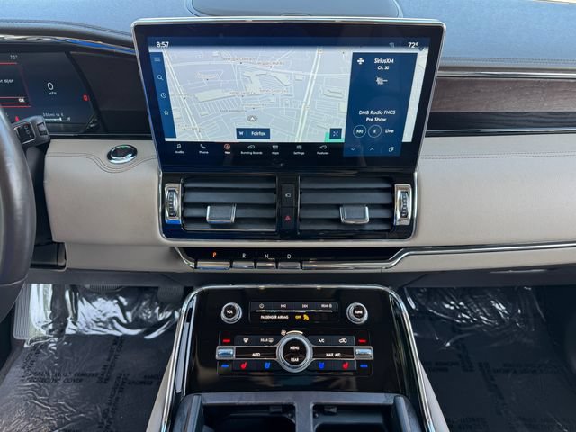 Used 2023 Lincoln Navigator L Reserve AWD/4WD image 28