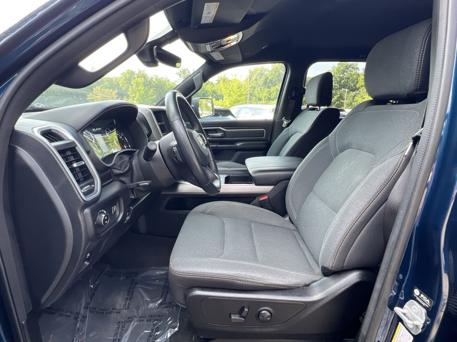 Used 2023 RAM 1500 Big Horn AWD/4WD image 18
