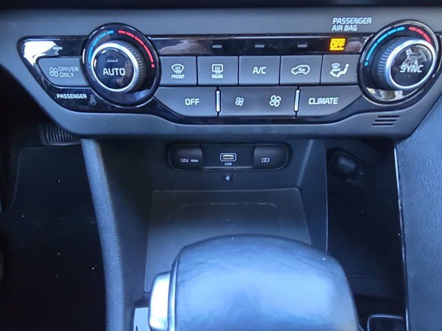 Used 2020 Kia Niro EX Premium image 25