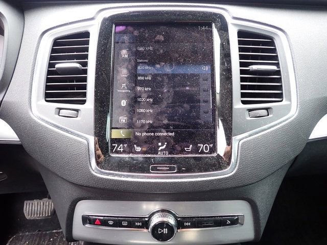 Used 2016 Volvo XC90 T5 Momentum image 14