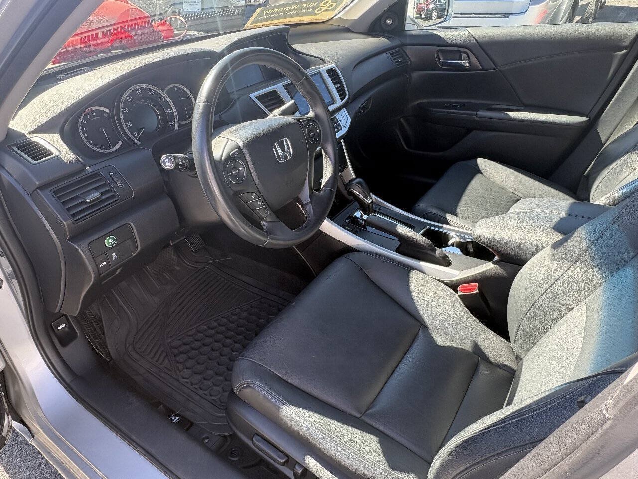 Used 2015 Honda Accord EX-L image 11