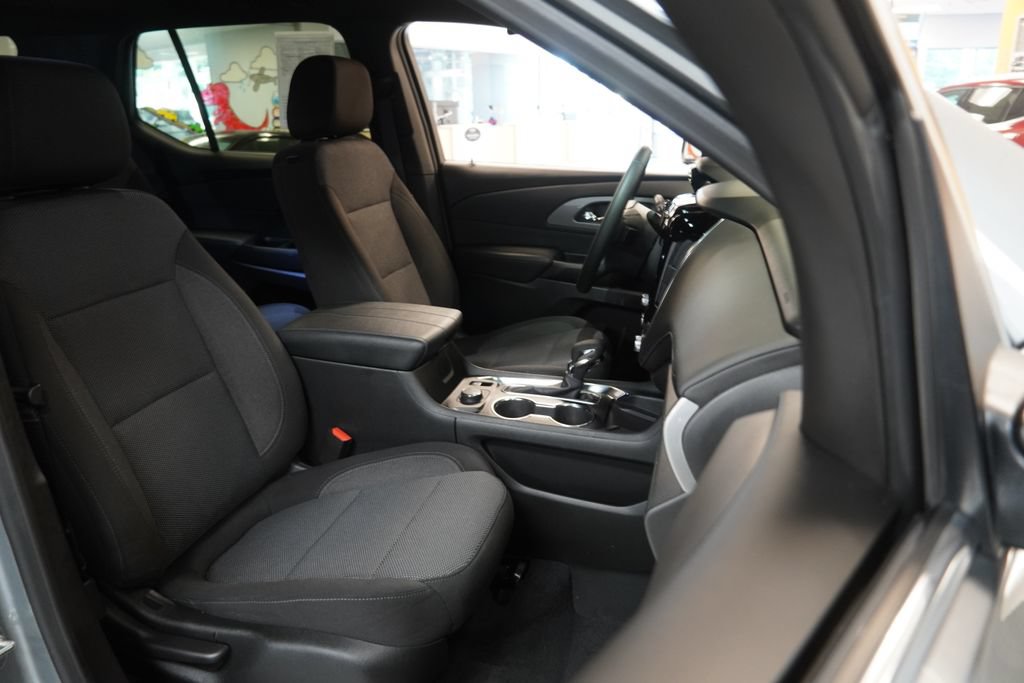 Used 2024 Chevrolet Traverse LT AWD/4WD image 37