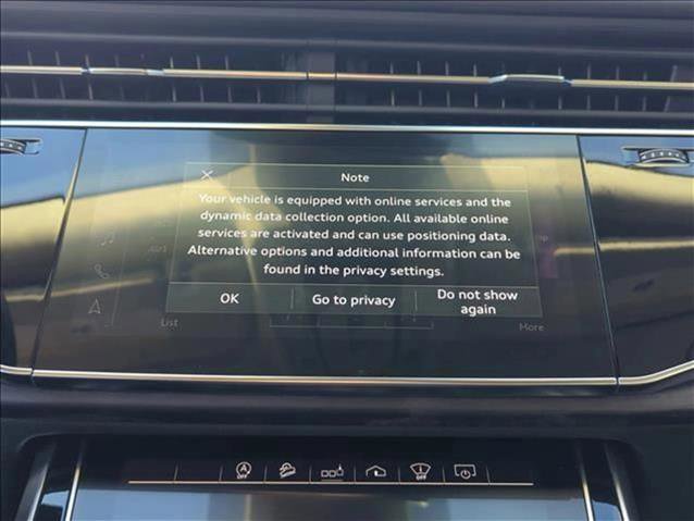 Used 2020 Audi Q8 Prestige w/ Prestige Package image 21