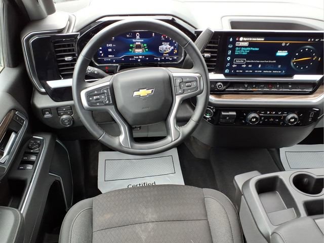 Used 2025 Chevrolet Silverado 2500 LT w/ Convenience Package image 3