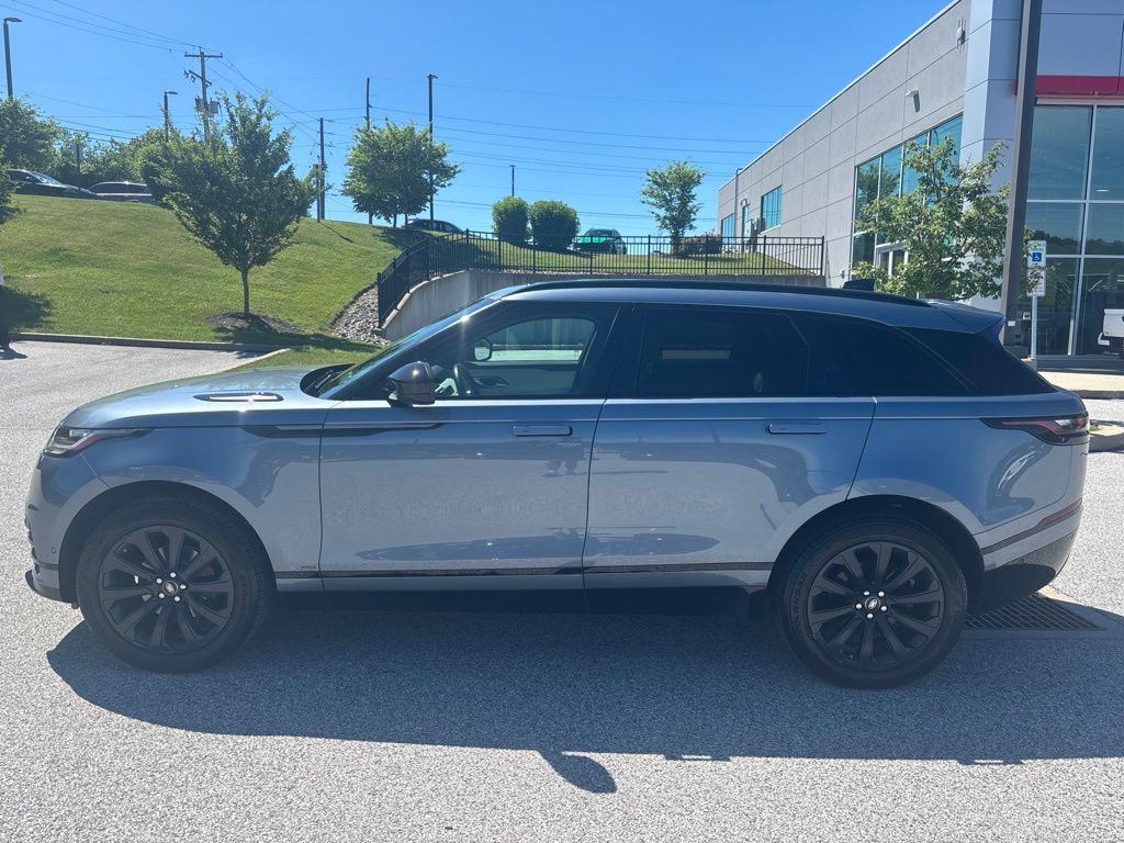 Used 2018 Land Rover Range Rover Velar R-Dynamic SE AWD/4WD image 11