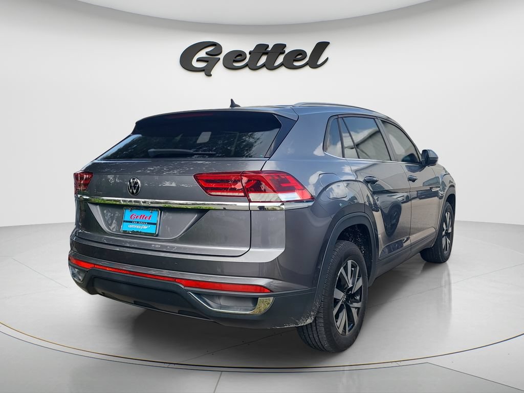 Used 2021 Volkswagen Atlas Cross Sport SE FWD image 4
