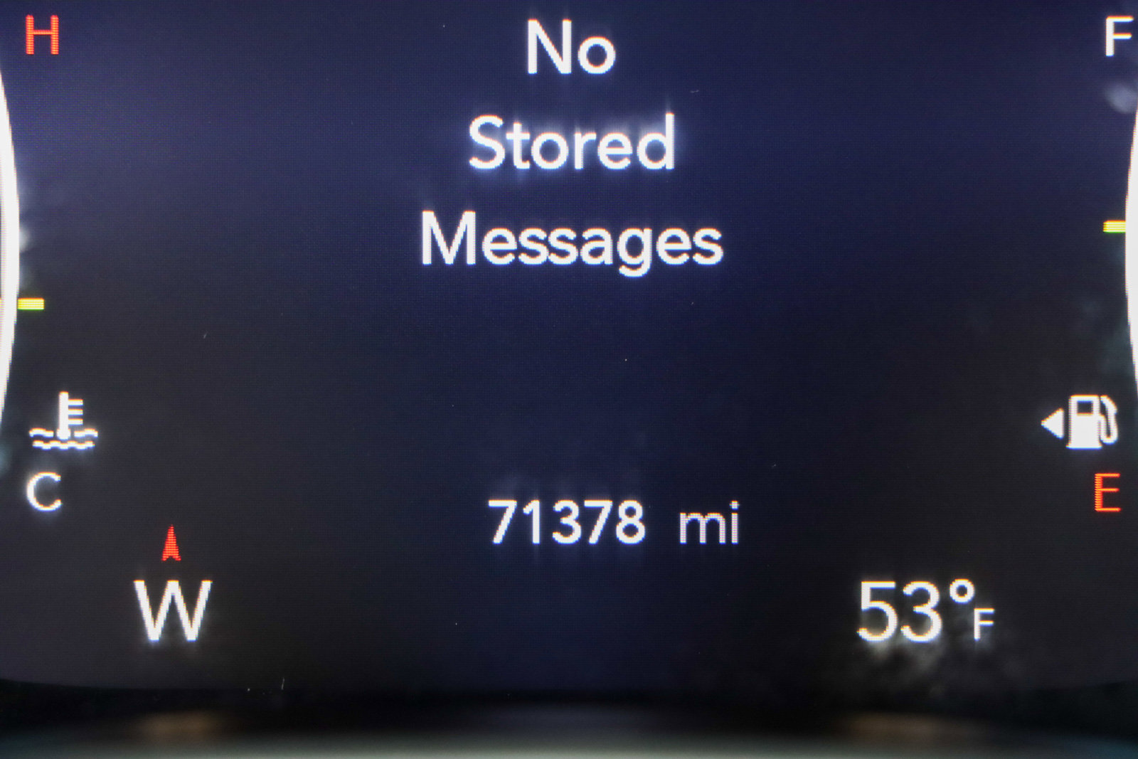 Used 2023 Chrysler Pacifica Touring-L image 16