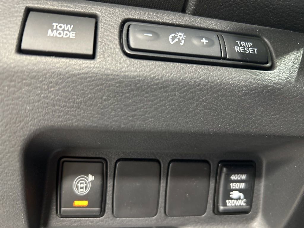 Used 2022 Nissan Frontier SV image 22