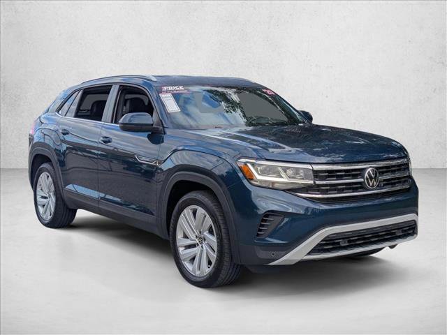 Used 2020 Volkswagen Atlas Cross Sport SE w/ Towing Package FWD image 3
