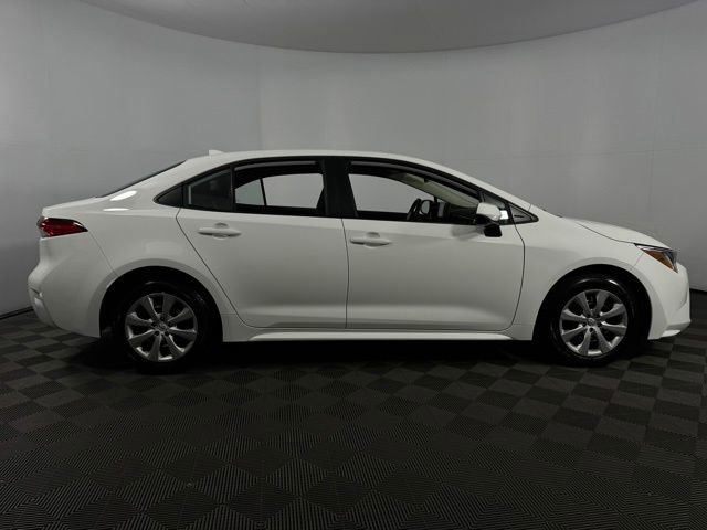 Used 2026 Toyota Corolla LE image 10