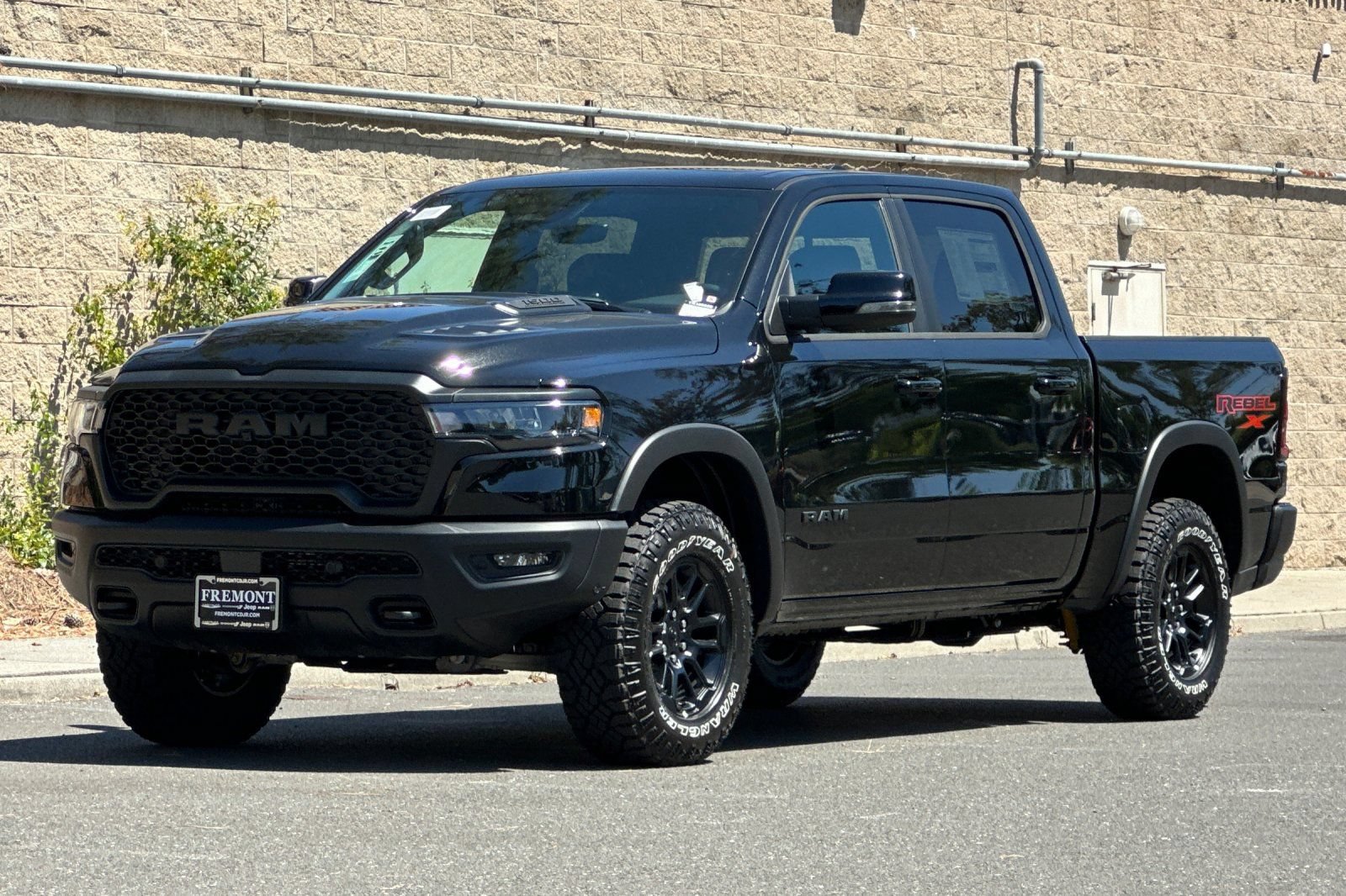 New 2026 RAM 1500 Rebel w/ Rebel Level 2 Equipment Group AWD/4WD image 7