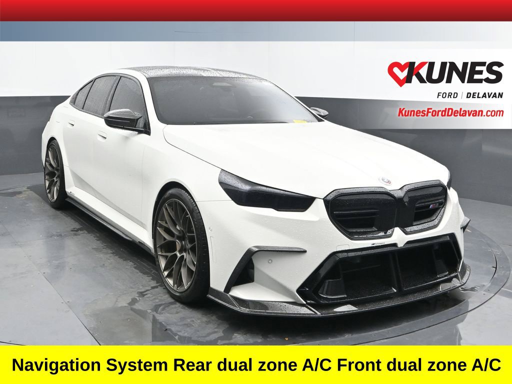 Used 2025 BMW M5 w/ Carbon Package AWD/4WD image 1