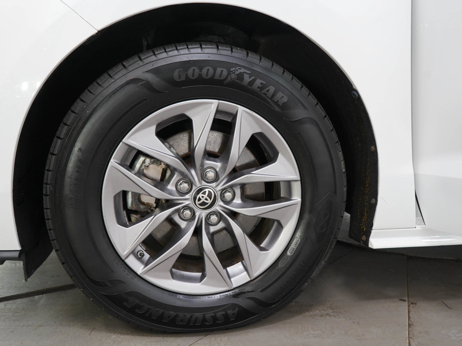 Used 2021 Toyota Sienna LE AWD/4WD image 29