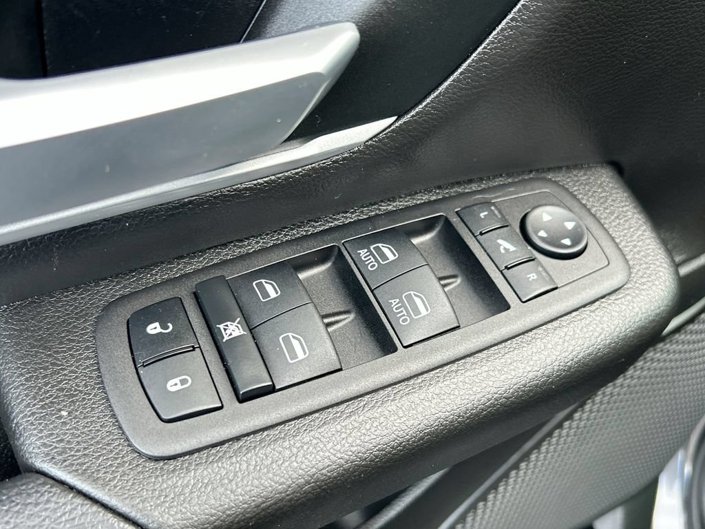Used 2023 RAM 1500 Big Horn AWD/4WD image 12