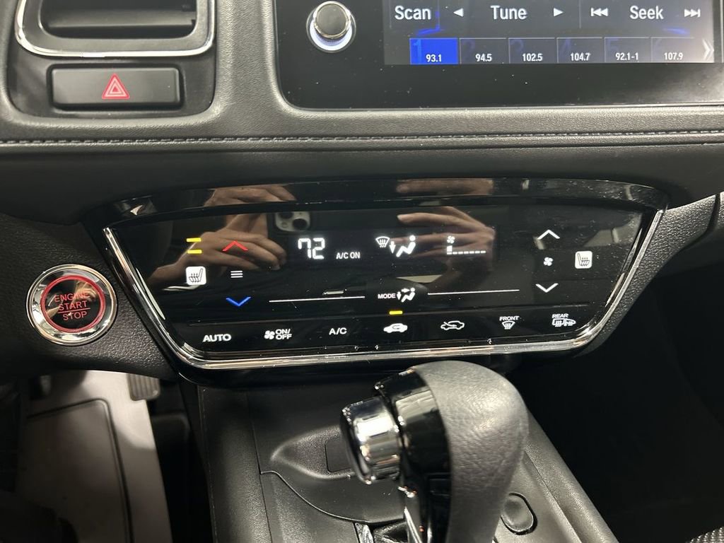 Used 2019 Honda HR-V EX image 16