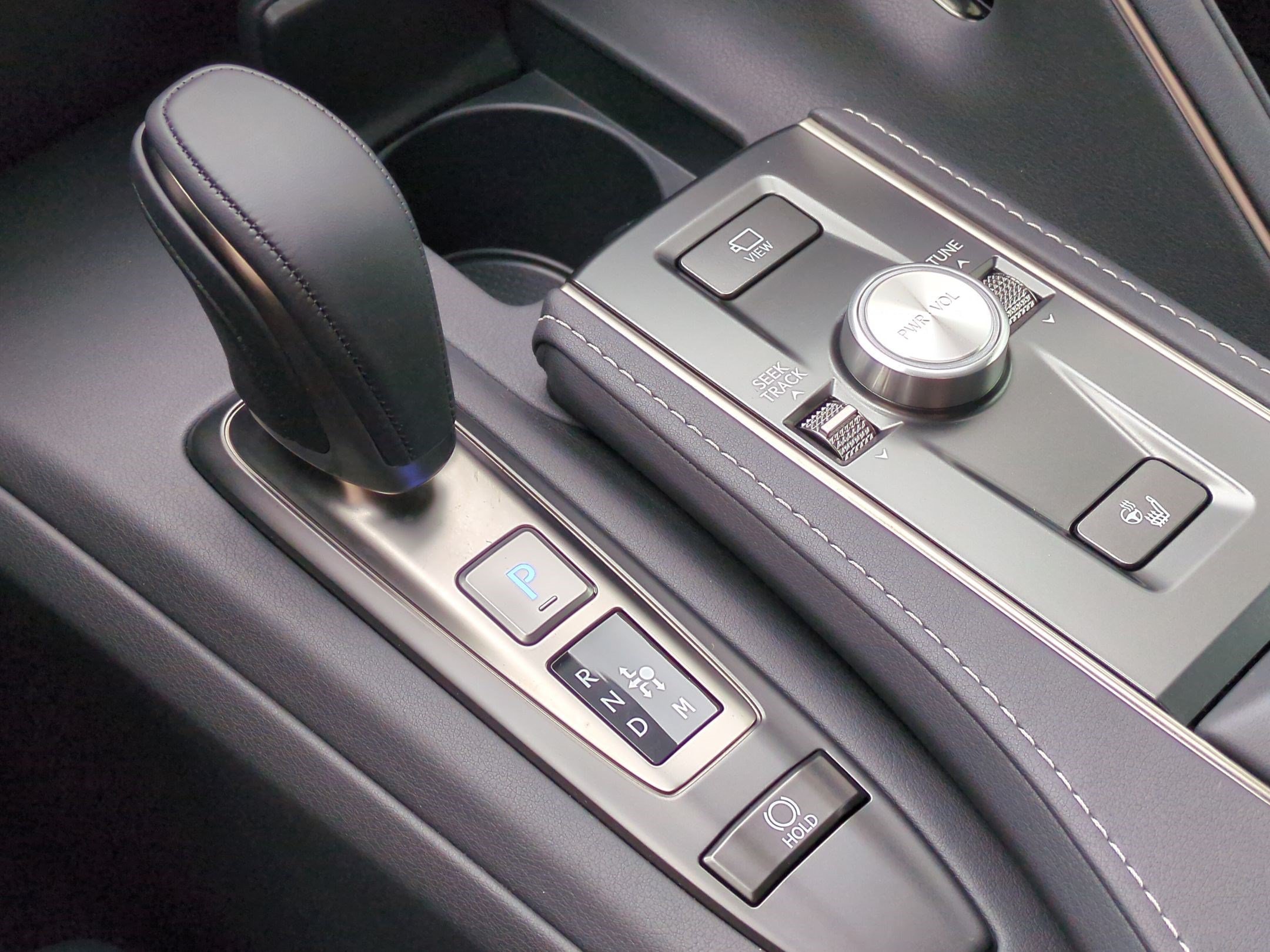 Used 2025 Lexus LC 500 Convertible w/ Touring Package RWD image 38