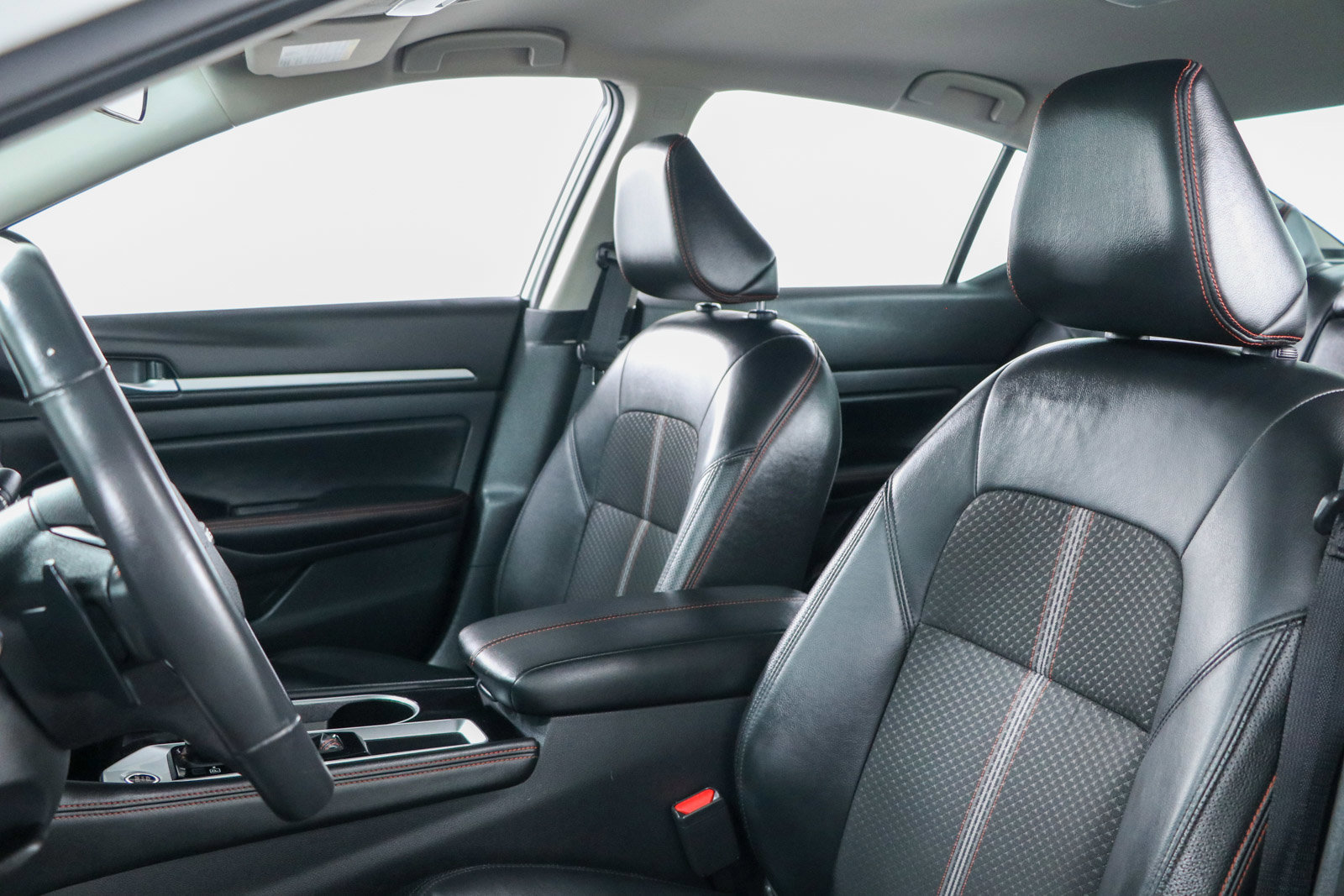 Used 2024 Nissan Altima 2.5 SR image 23