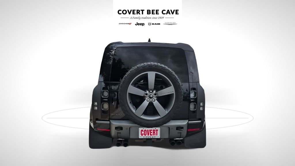 Used 2024 Land Rover Defender 110 Carpathian Edition image 9