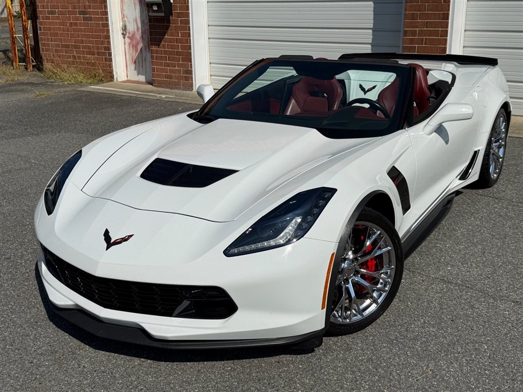 Used 2018 Chevrolet Corvette Z06 RWD image 10