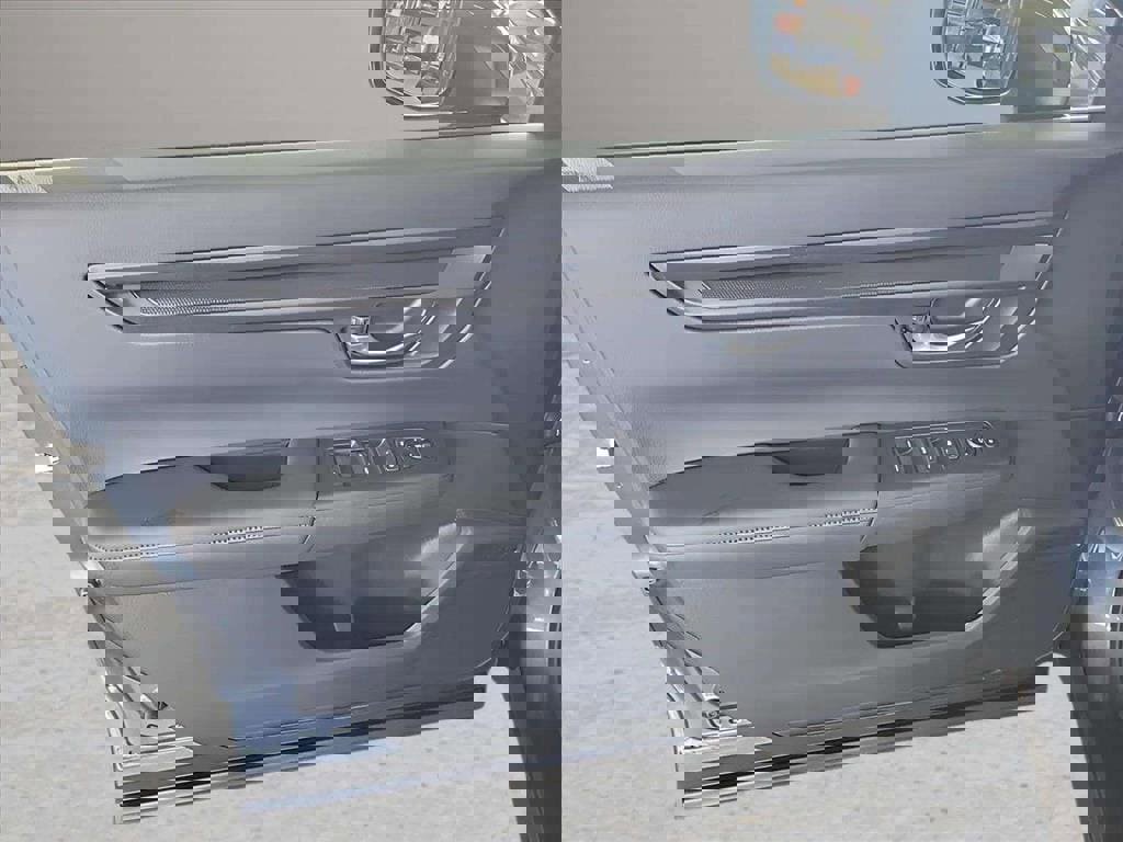 Used 2024 Honda CR-V EX image 18