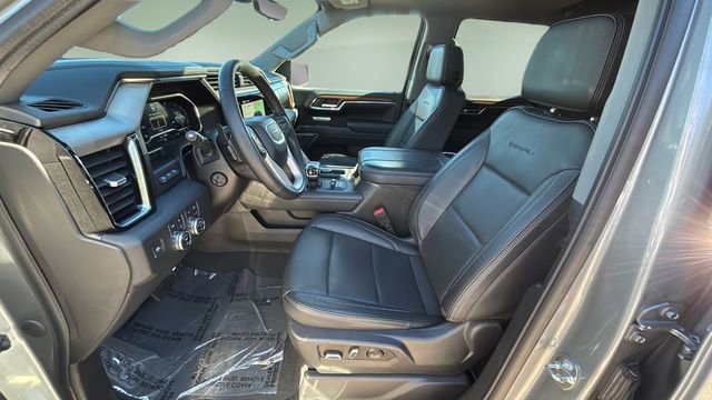 Used 2023 GMC Sierra 1500 Denali w/ Denali Reserve Package image 18