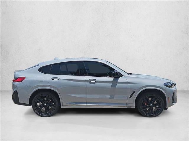 Used 2024 BMW X4 M40i AWD/4WD image 4