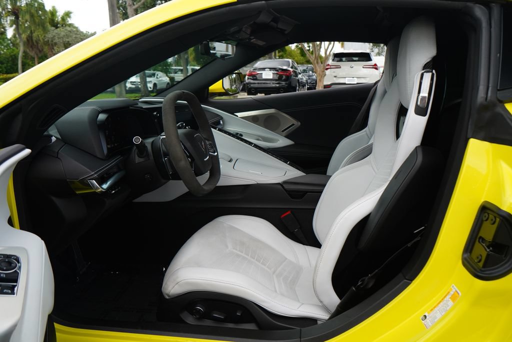 Used 2022 Chevrolet Corvette Stingray Preferred Cpe w/ 2LT RWD image 15