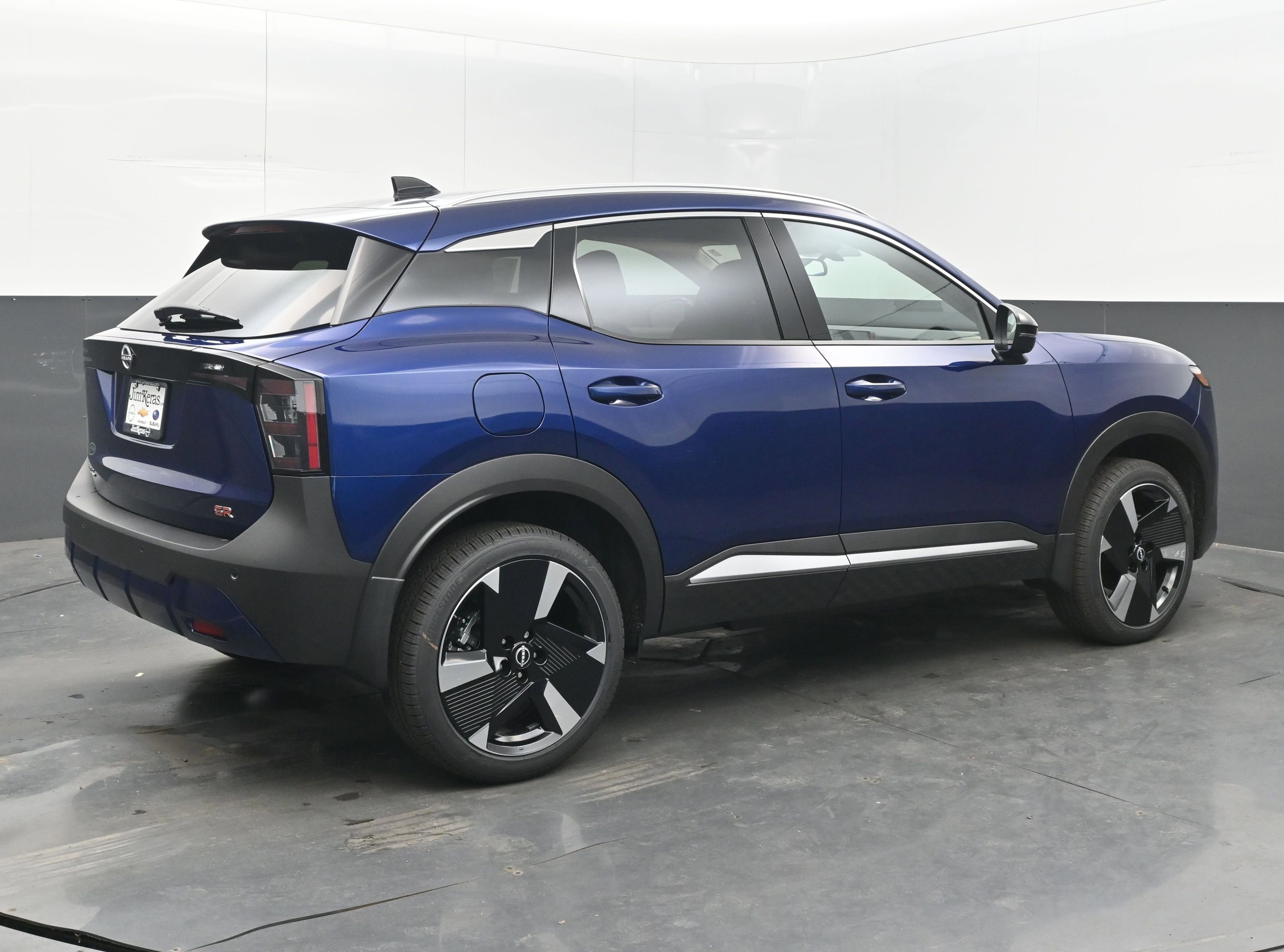 New 2026 Nissan Kicks SR w/ SR Premium Package image 7