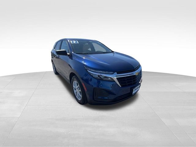 Used 2022 Chevrolet Equinox LS w/ LS Convenience Package image 2