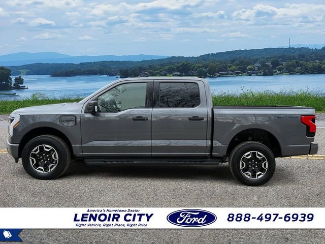 Used 2023 Ford F150 Lightning XLT image 6