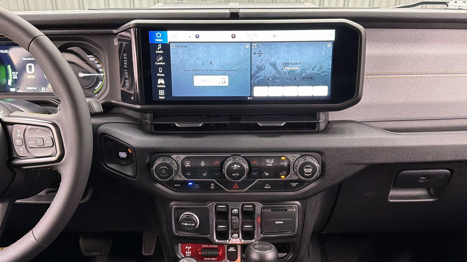 Used 2024 Jeep Wrangler Unlimited AWD/4WD image 20