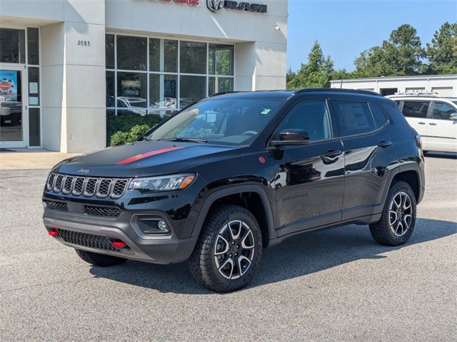 New 2025 Jeep Compass Trailhawk w/ Trailer Tow Group image 7