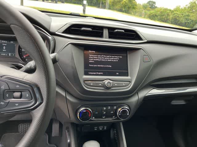 Used 2022 Chevrolet TrailBlazer LT w/ Confidence II Package FWD image 15