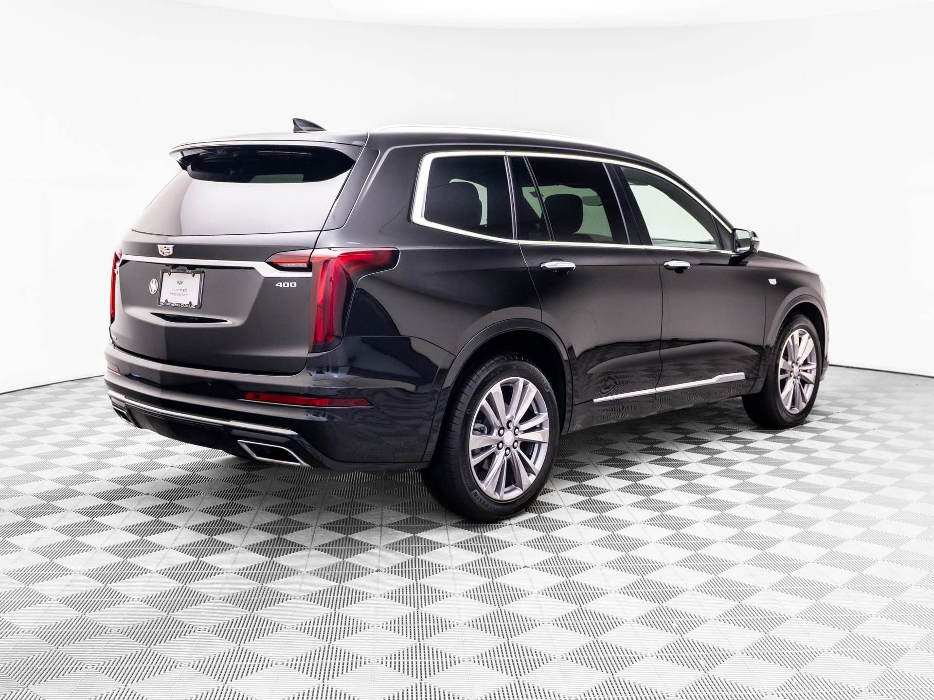 Used 2025 Cadillac XT6 Premium Luxury w/ Platinum Package AWD/4WD image 5