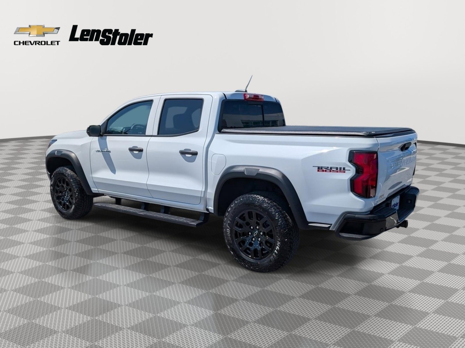 Used 2024 Chevrolet Colorado Trail Boss w/ Technology Package image 3