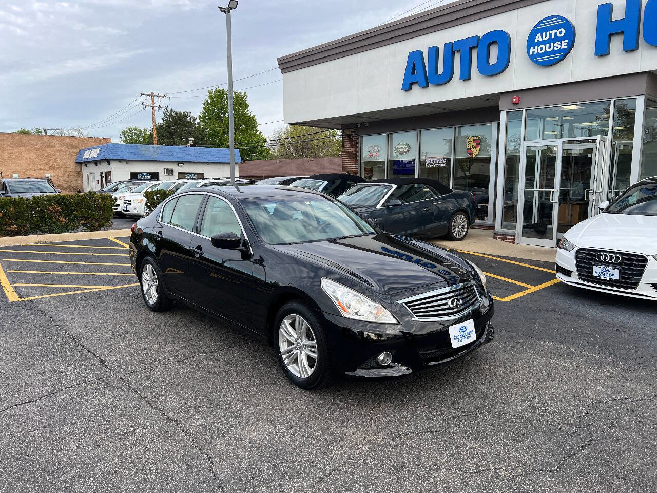 Used 2011 INFINITI G37 x Sedan AWD/4WD image 3