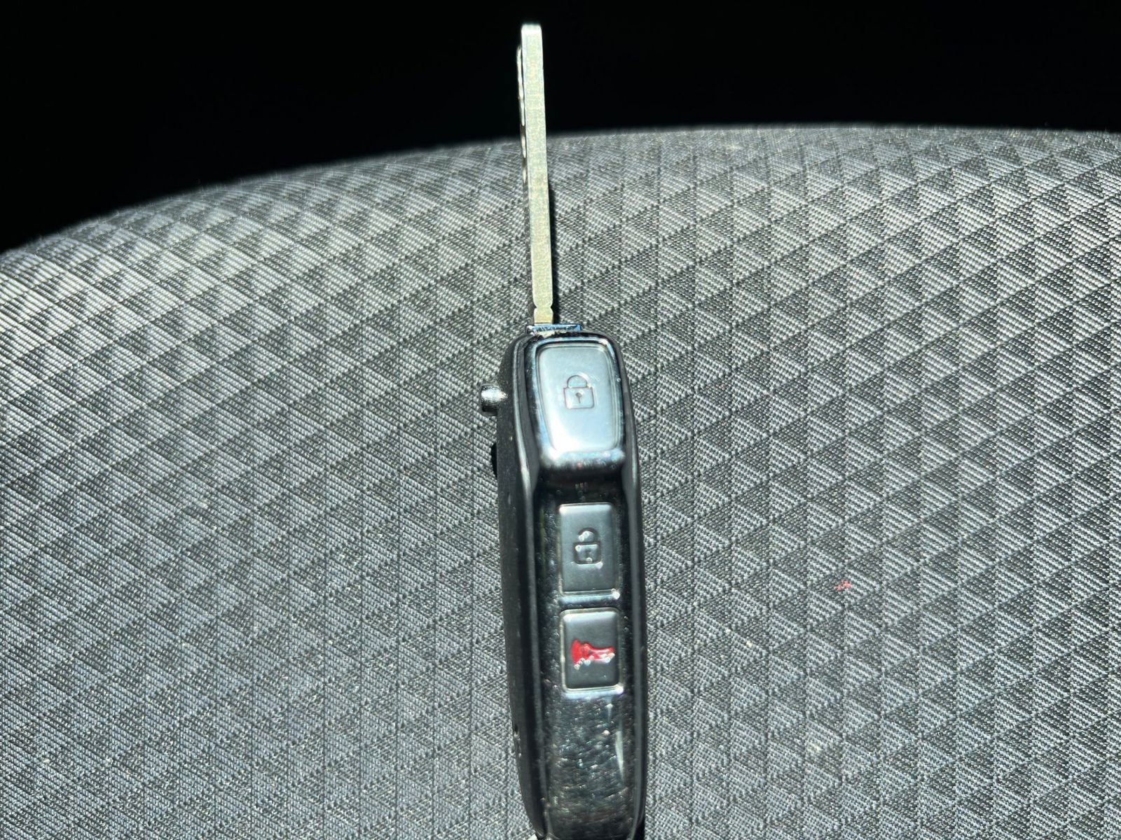 Used 2025 Kia Soul LX w/ LX Technology Package image 18