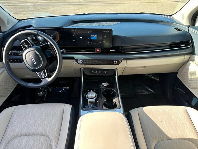 Used 2026 Kia Carnival EX FWD image 24