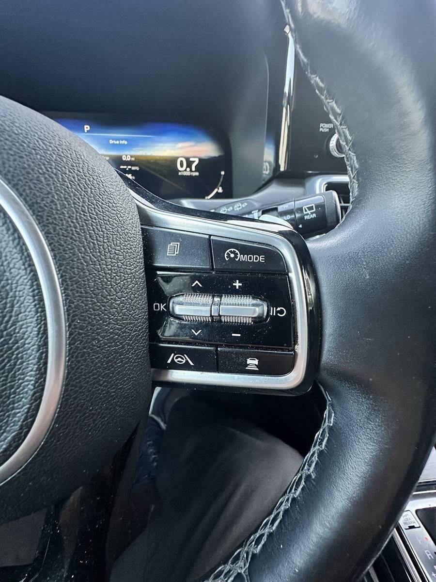 Used 2021 Kia Sorento SX FWD image 24