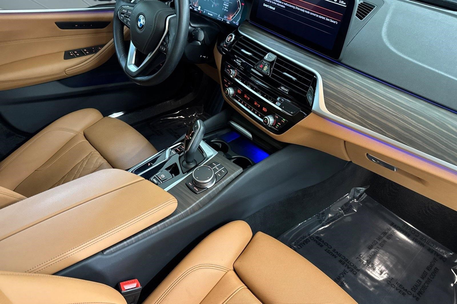 Certified 2023 BMW 530i w/ Convenience Package image 32