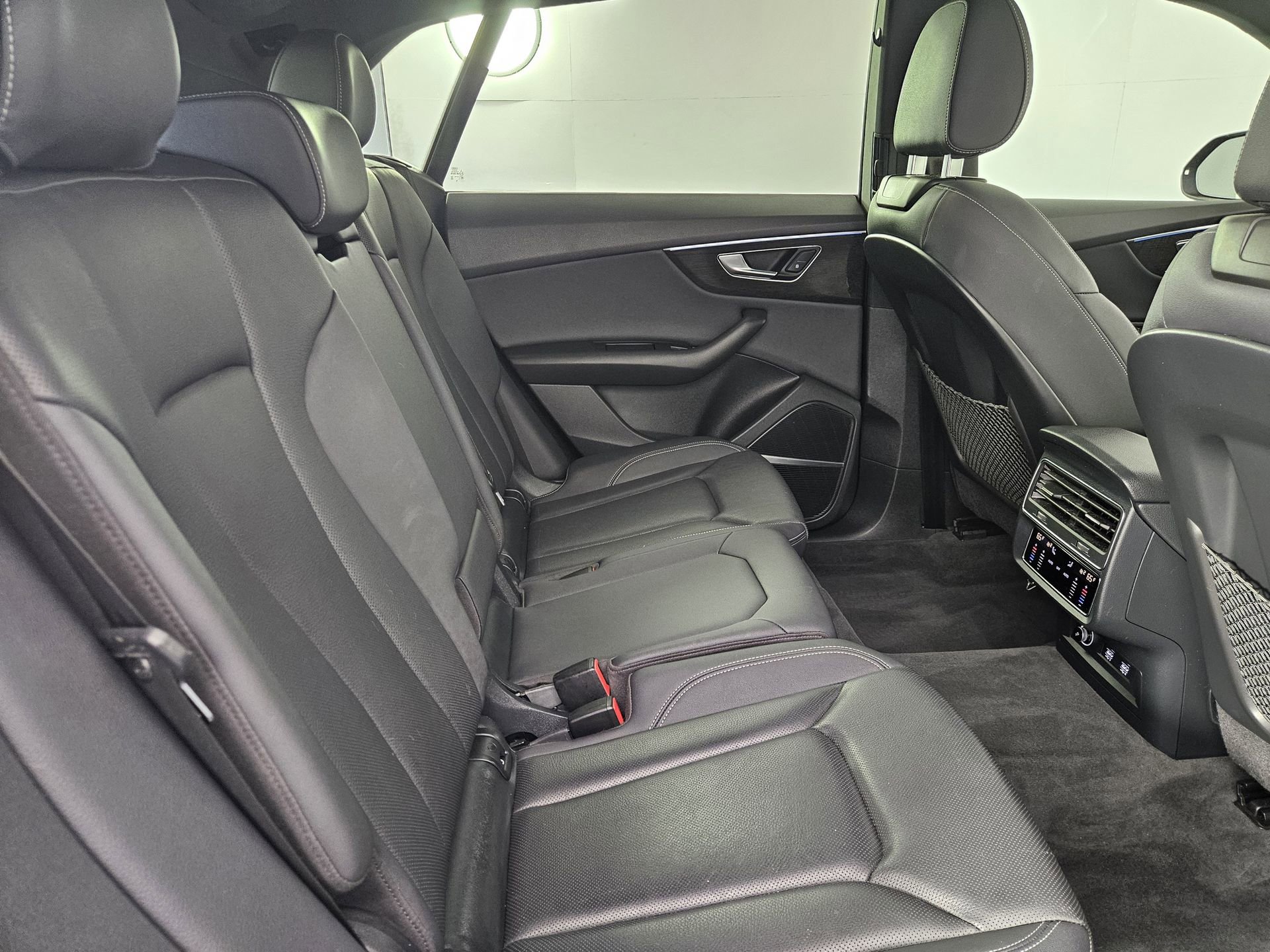 Used 2020 Audi Q8 Premium Plus w/ Premium Plus Package AWD/4WD image 41