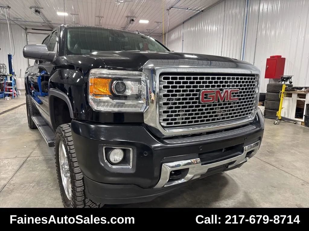 Used 2015 GMC Sierra 2500 Denali w/ Duramax Plus Package image 28