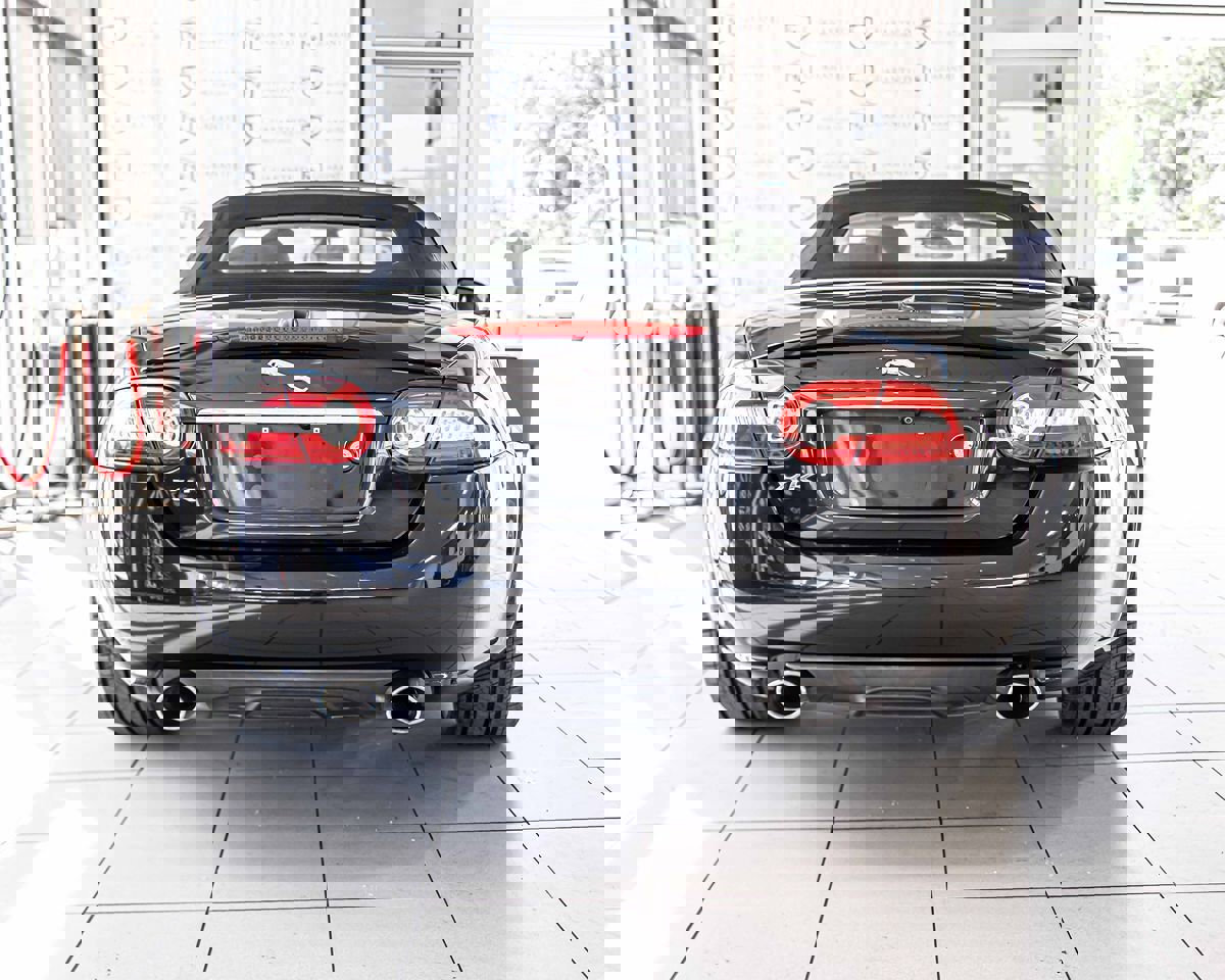 Used 2012 Jaguar XK Convertible image 14