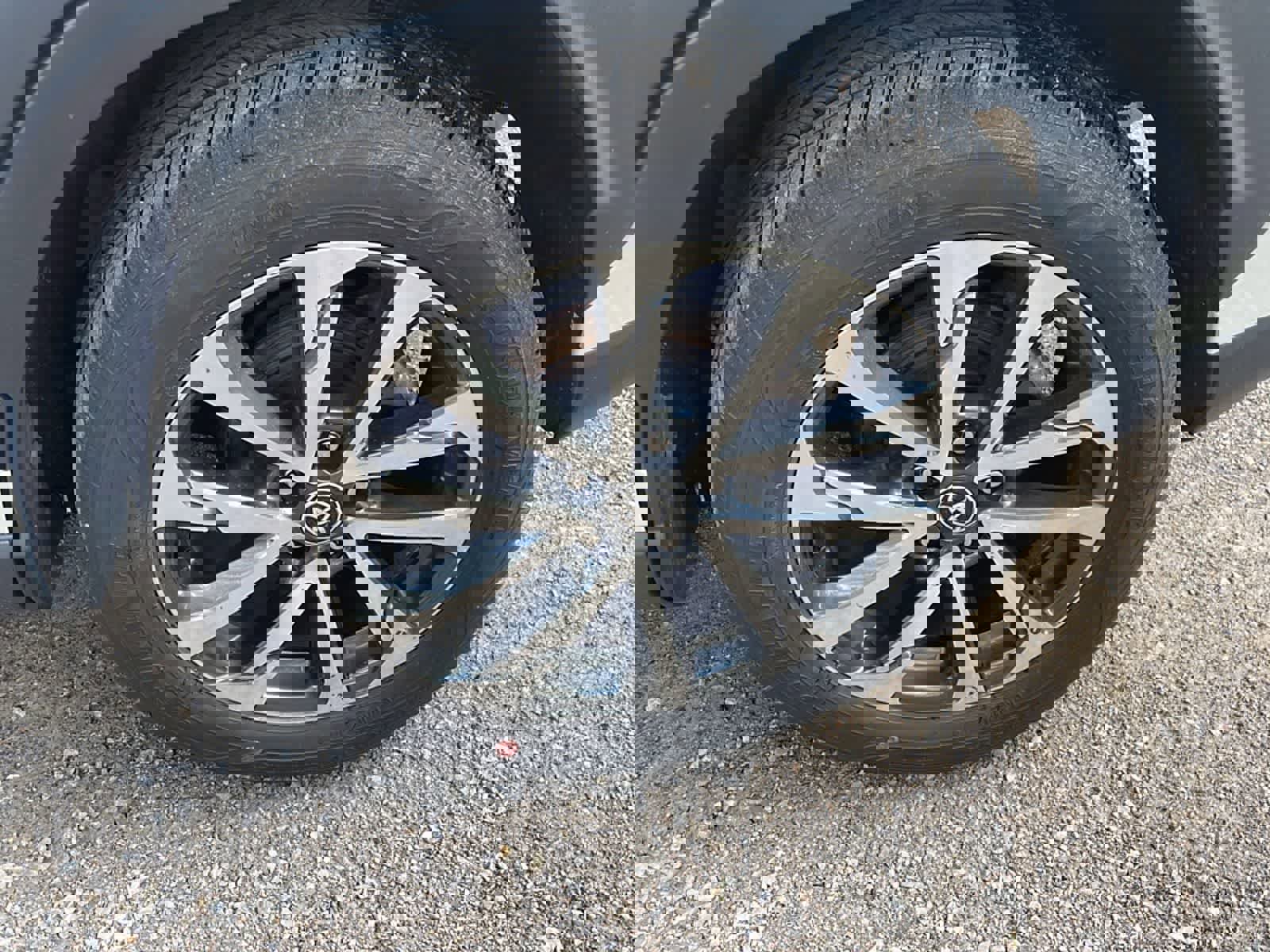 Used 2023 Toyota Corolla Cross XLE w/ Convenience Package image 23