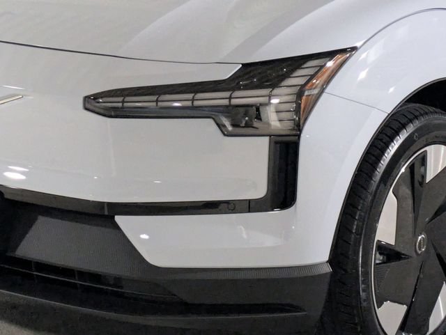 New 2026 Volvo EX30 Plus w/ Climate Package AWD/4WD image 9