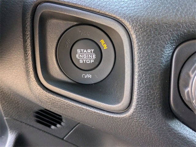 New 2025 Jeep Gladiator Sport image 21