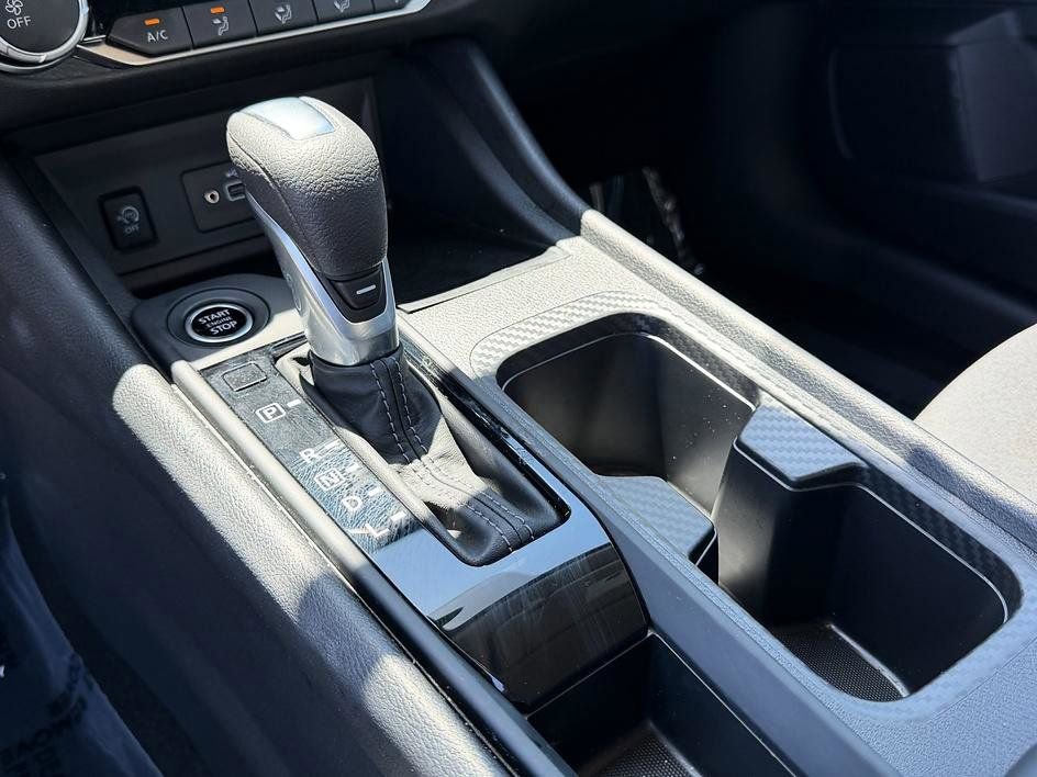 Used 2025 Nissan Sentra S FWD image 27