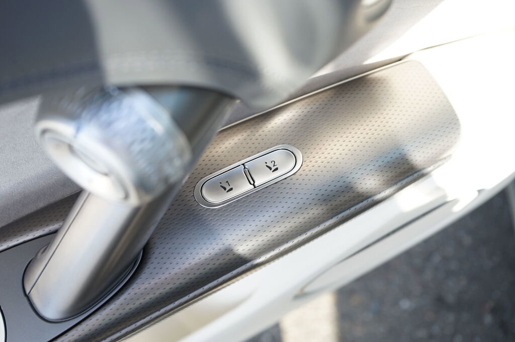 Used 2024 Genesis GV60 Performance image 16