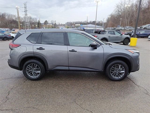 Used 2024 Nissan Rogue S image 6